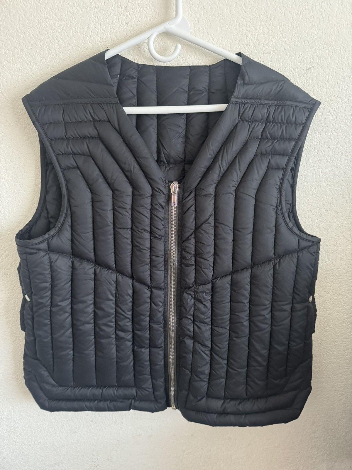 Designer × Rick Owens RICK OWENS GETHSEMANE F/W 21 BLACK CARGO QUILTED DOWN VEST Size US L / EU 52-54 / 3 - 1 Thumbnail