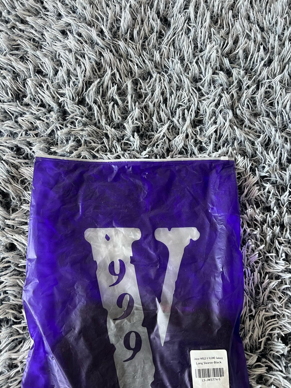 Vlone Juice WRLD x VLONE galaxy Longsleeve Size US S / EU 44-46 / 1 - 3 Thumbnail