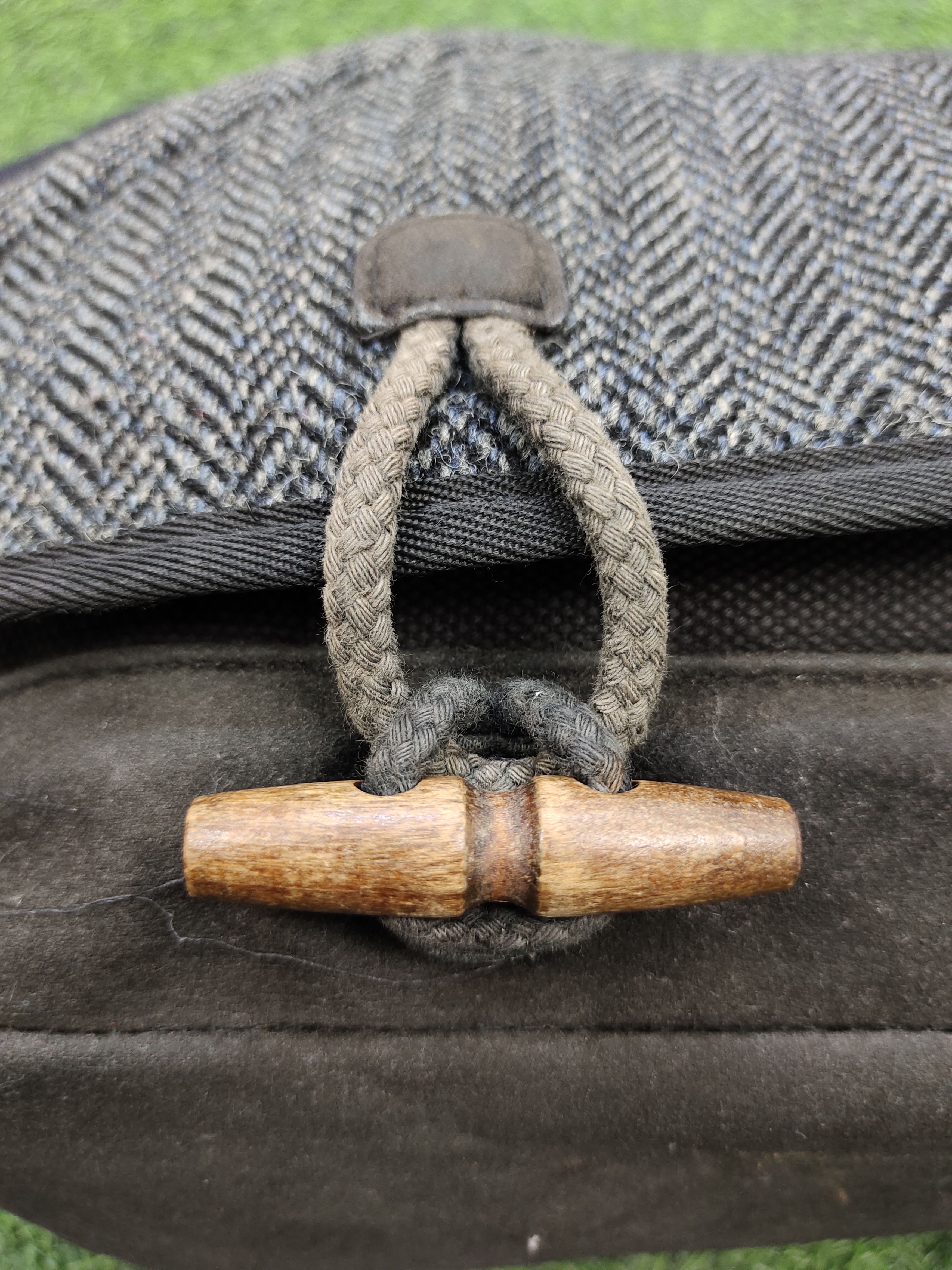 Beams Plus × Harris Tweed Nicole Club x Harris Tweed Canvas Distress Messenger Bag Size ONE SIZE - 7 Thumbnail