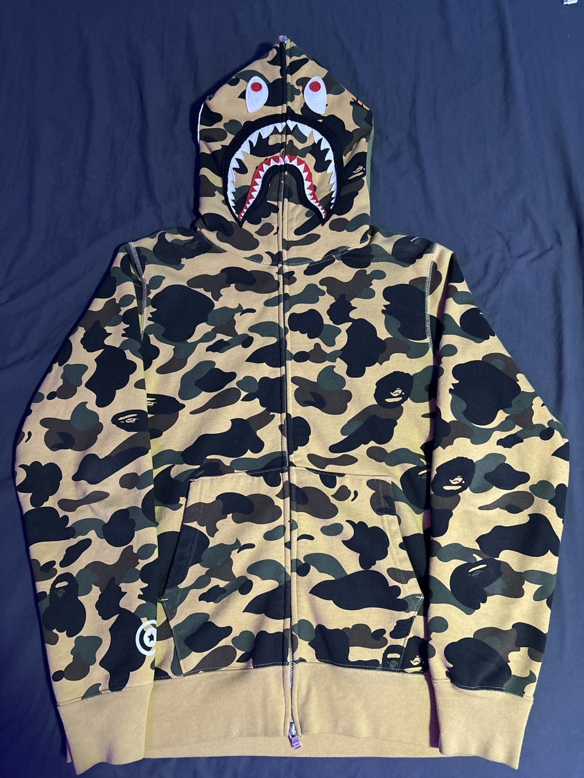 Bape 1st Camo Shark Full Zip Hoodie Size US L / EU 52-54 / 3 - 1 Thumbnail