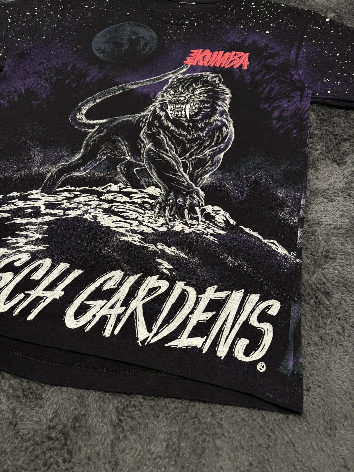 Vintage Vintage Busch Gardens Disney 90s Single Stitch 3D Print Tee Size US M / EU 48-50 / 2 - 2 Thumbnail