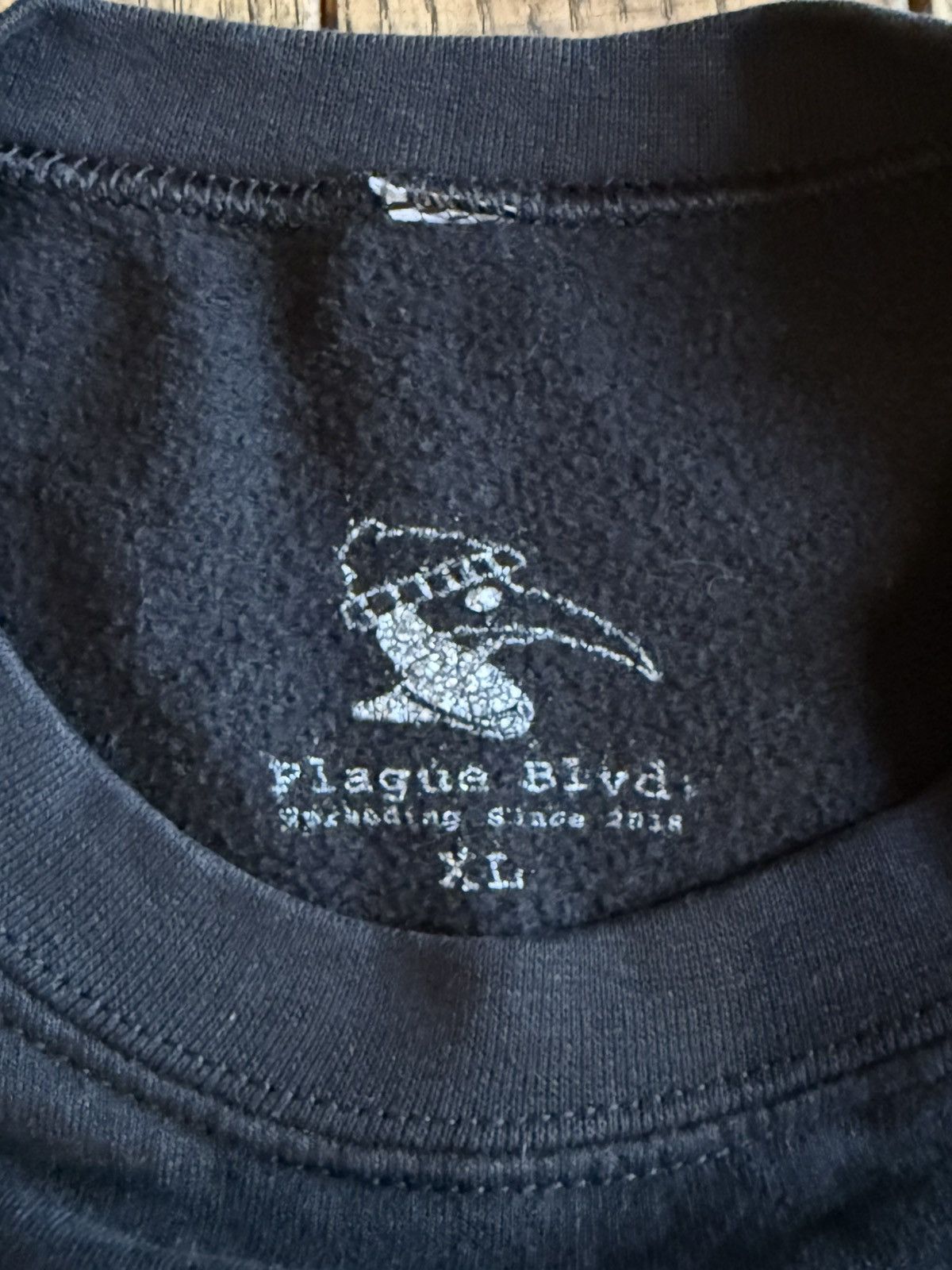 Plague Boulevard Plague Blvd “Hologram Crewneck” Size US XL / EU 56 / 4 - 3 Thumbnail