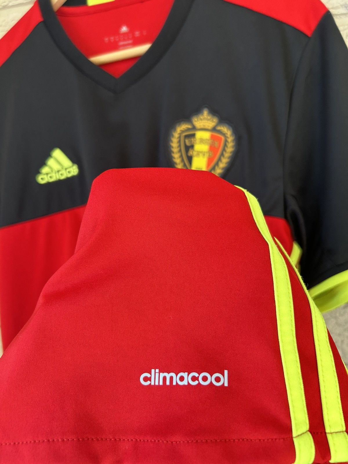 Adidas × Vintage Adidas Belgium 2015 National Team Home Jersey Size US M / EU 48-50 / 2 - 4 Thumbnail