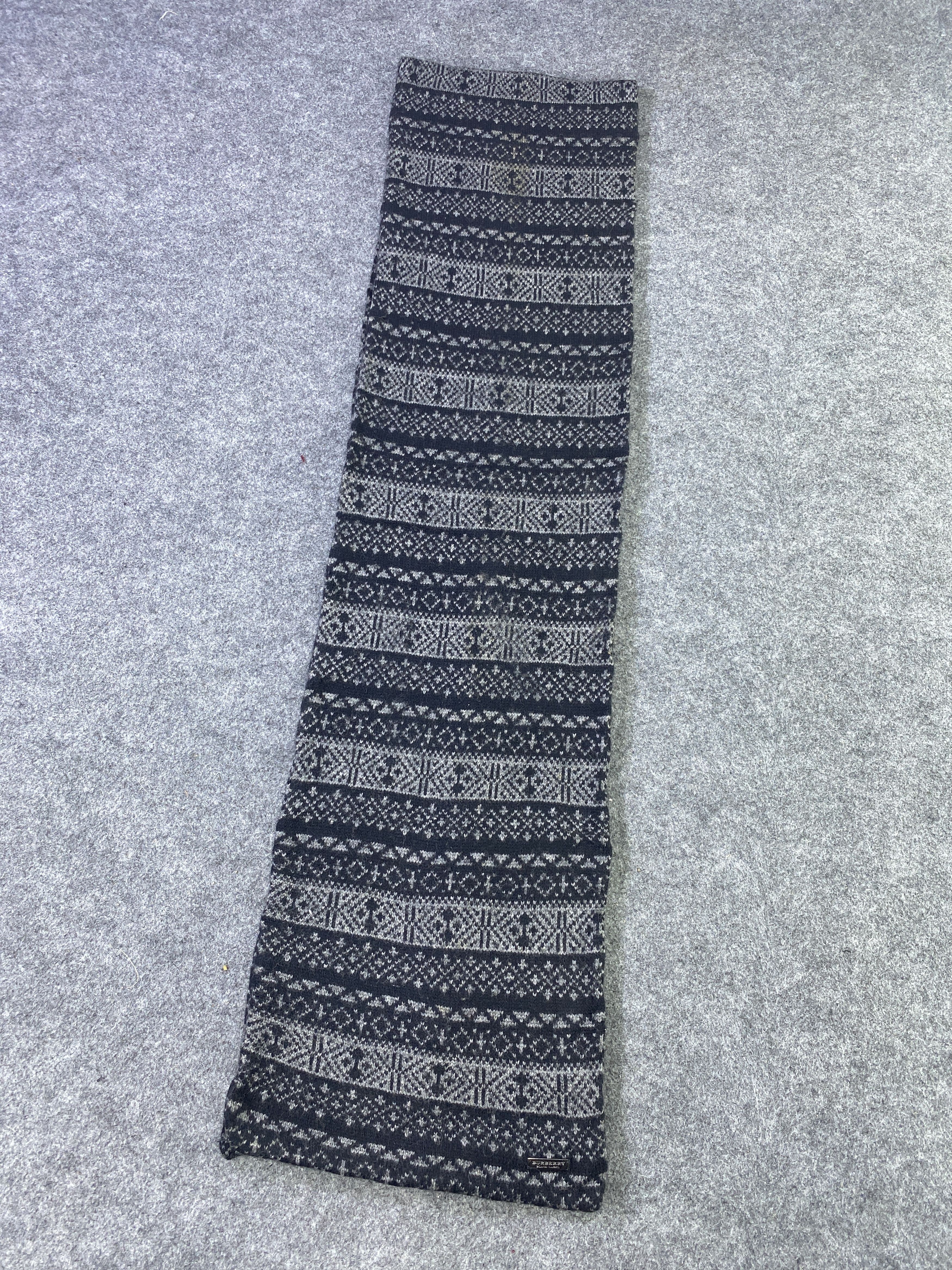 Burberry BURBERRY BLACK LABEL Scarf / Muffler / Neckwear -T723 Size ONE SIZE - 2 Thumbnail