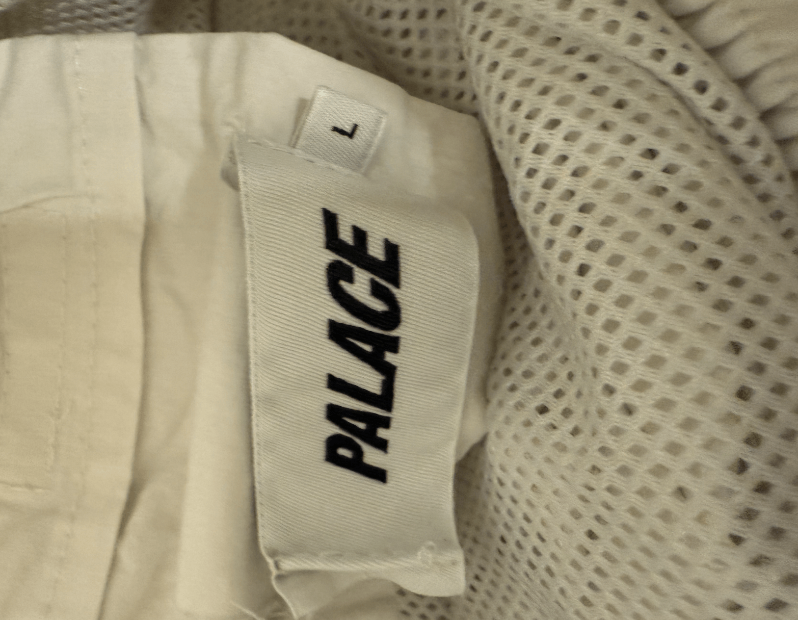 Palace White Palace Short Size US 31 - 3 Thumbnail