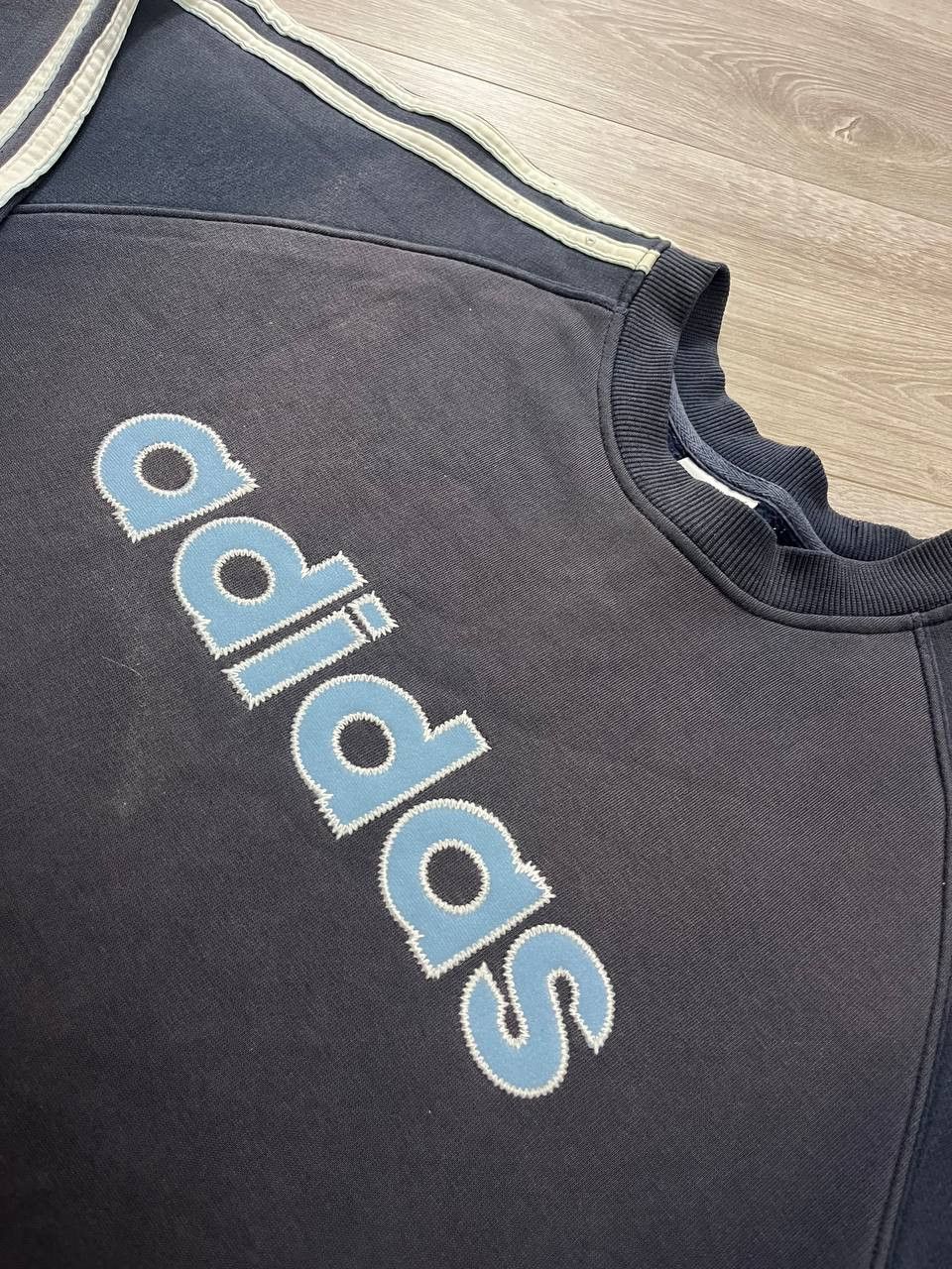 Adidas Vintage sweatshirt Adidas Big logo 2000s Size US L / EU 52-54 / 3 - 2 Thumbnail