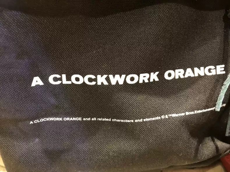 Undercover Undercover Takahashi Shield pays tribute to Kubrick's Clock Size ONE SIZE - 4 Thumbnail