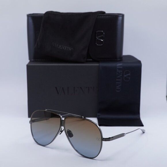 Valentino Valentino XVI VLS-100C Sunglasses Shiny Black Aviator Frame Size ONE SIZE - 10 Thumbnail