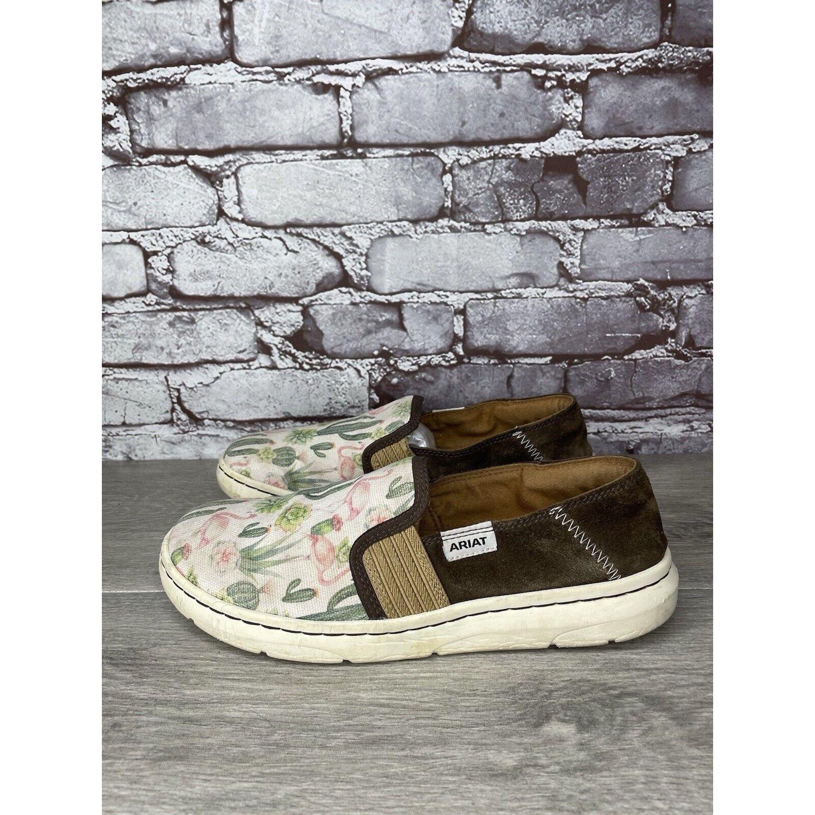 Ariat Ariat Ryden Cactus Flamingo Print Slip On Casual Shoes Wome Size US 8.5 / IT 38.5 - 1 Thumbnail