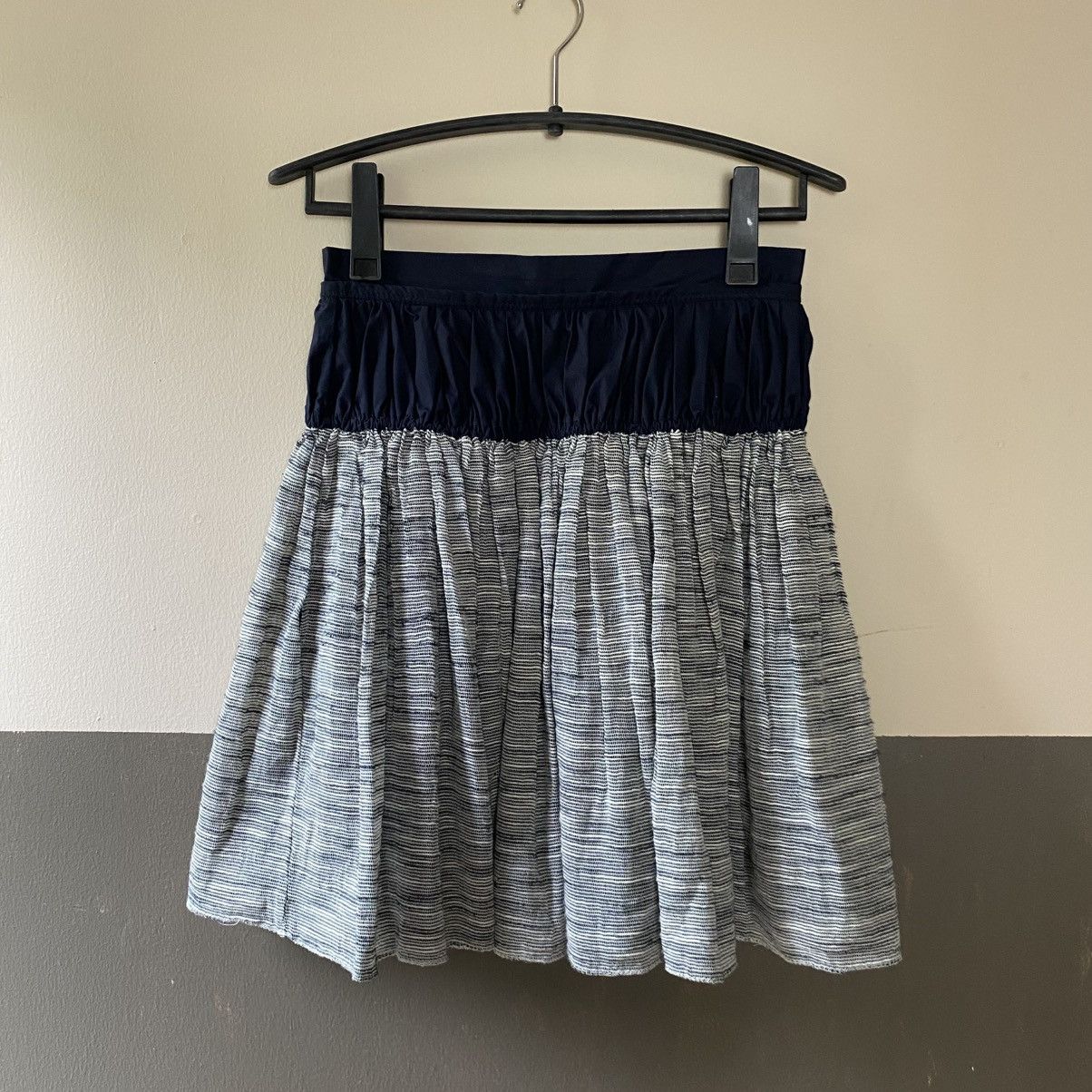 Carven CARVEN Navy Contrast Gathered Skirt Size 26" / US 2 / IT 38 - 16 Thumbnail