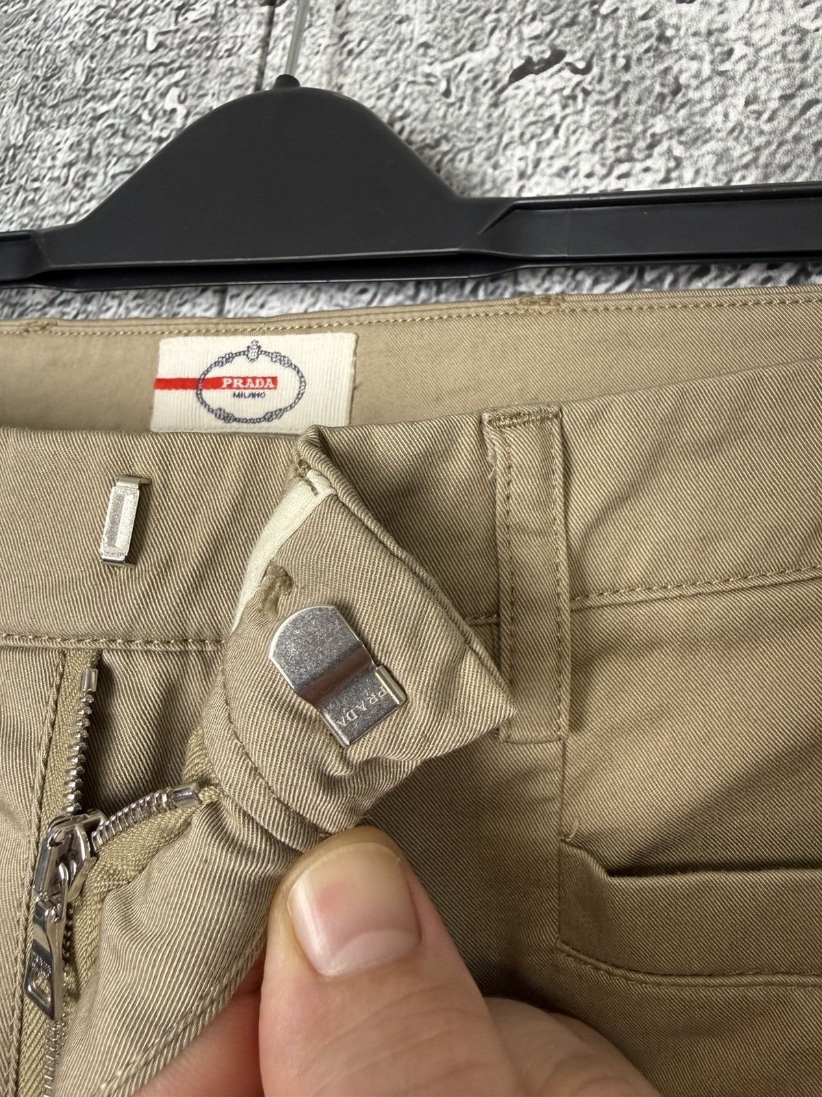 Prada Prada Milano Rare Technical Pants Reinforced Knees Zip Ankle Size 27" / US 4 / IT 40 - 7 Thumbnail
