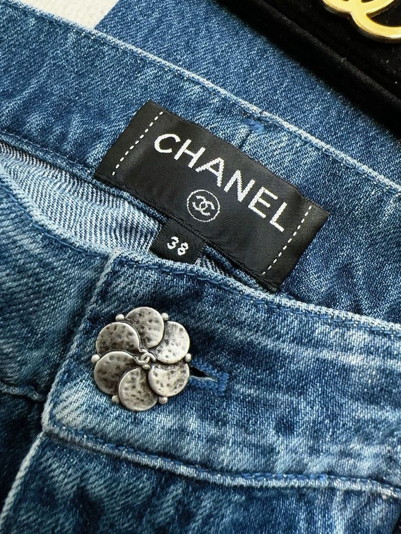 Chanel Chanel Blue Camellia Button Straight Jeans Size 37" - 6 Thumbnail