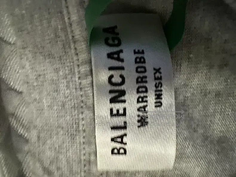 Balenciaga Balenciaga Grey Coke Embroidery Short Sleeve, Size S Size US S / EU 44-46 / 1 - 3 Thumbnail