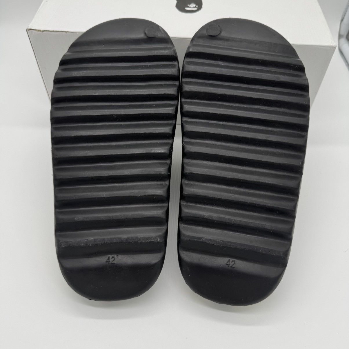 Bape Bape 1st camo slides ‘yellow’ Size US 9 / EU 42 - 6 Thumbnail