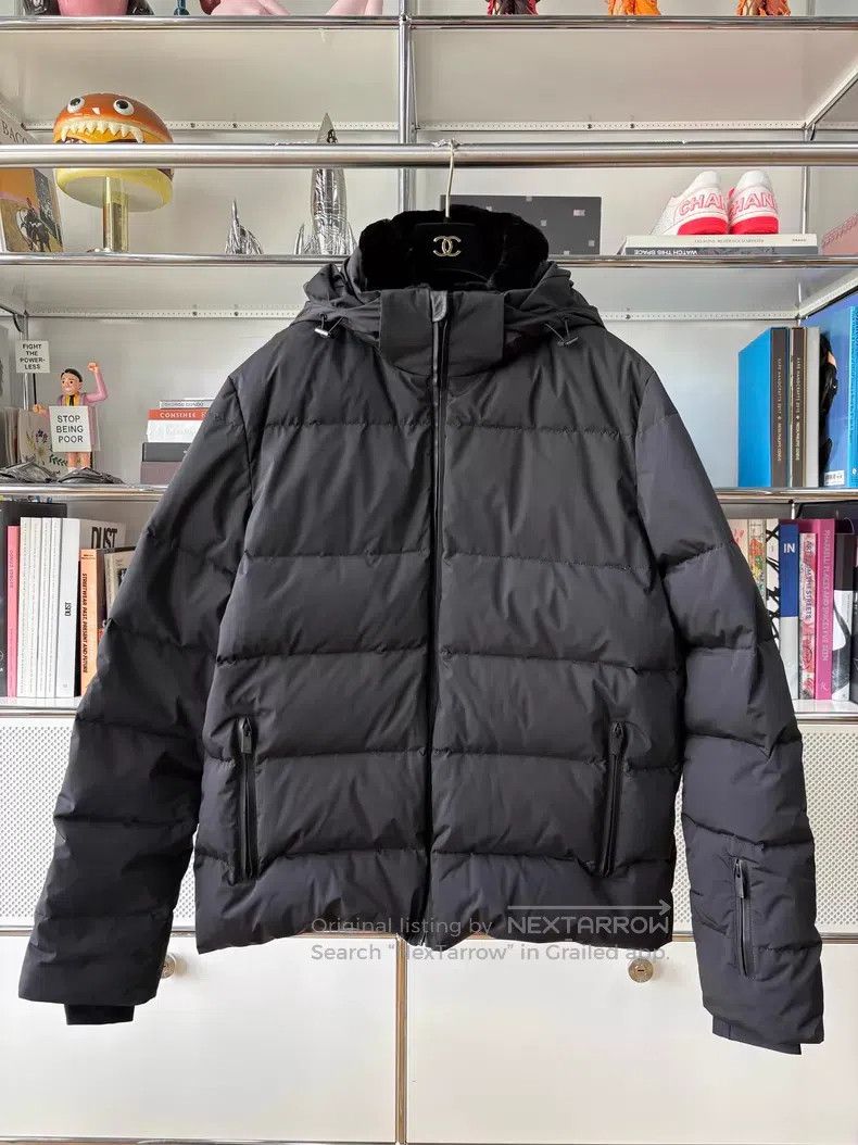 Fendi Fendi Black Removable Mink Fur Collar Karl Lagerfeld Diamo Size US L / EU 52-54 / 3 - 1 Thumbnail
