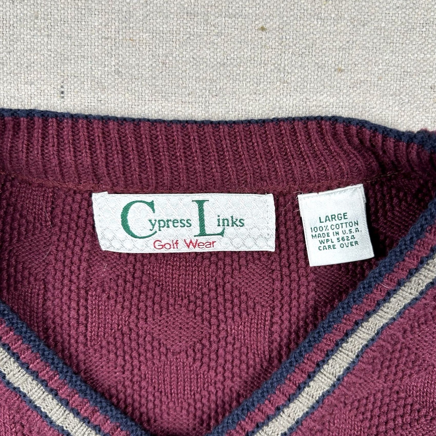 Vintage VINTAGE Cypress Links Sweater Mens L Golf Wear Vest Embroidered Maroon Textured Size US L / EU 52-54 / 3 - 4 Thumbnail