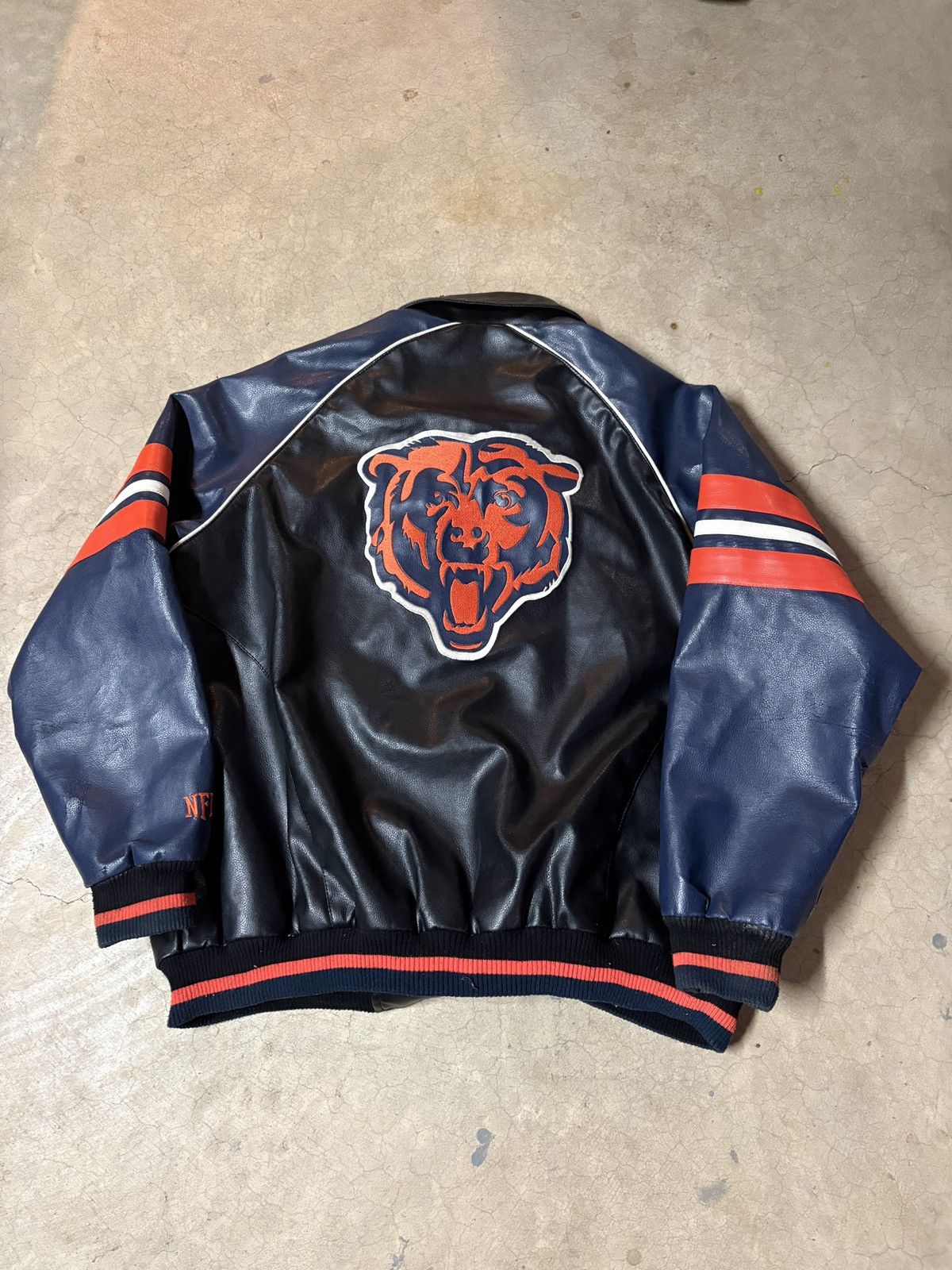 NFL Vintage 00’s Chicago Bears NFL Leather Jacket Navy Size XXL Size US XXL / EU 58 / 5 - 8 Thumbnail