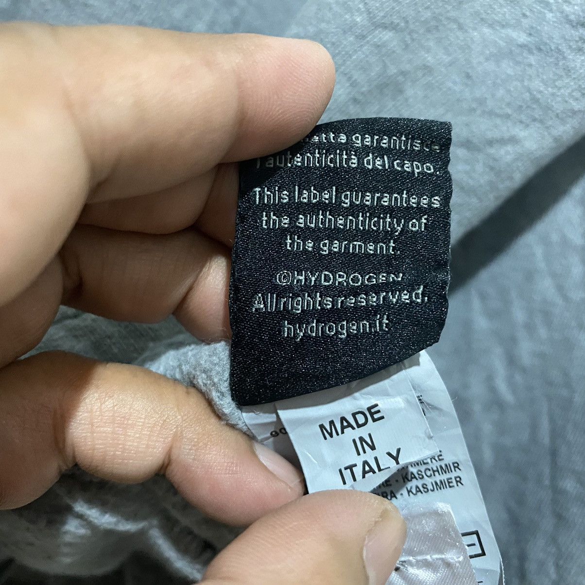 HYDROGEN HYDROGEN Luxury Sportswear H2J Sweater Zipper Jacket ITALY Size US S / EU 44-46 / 1 - 7 Thumbnail