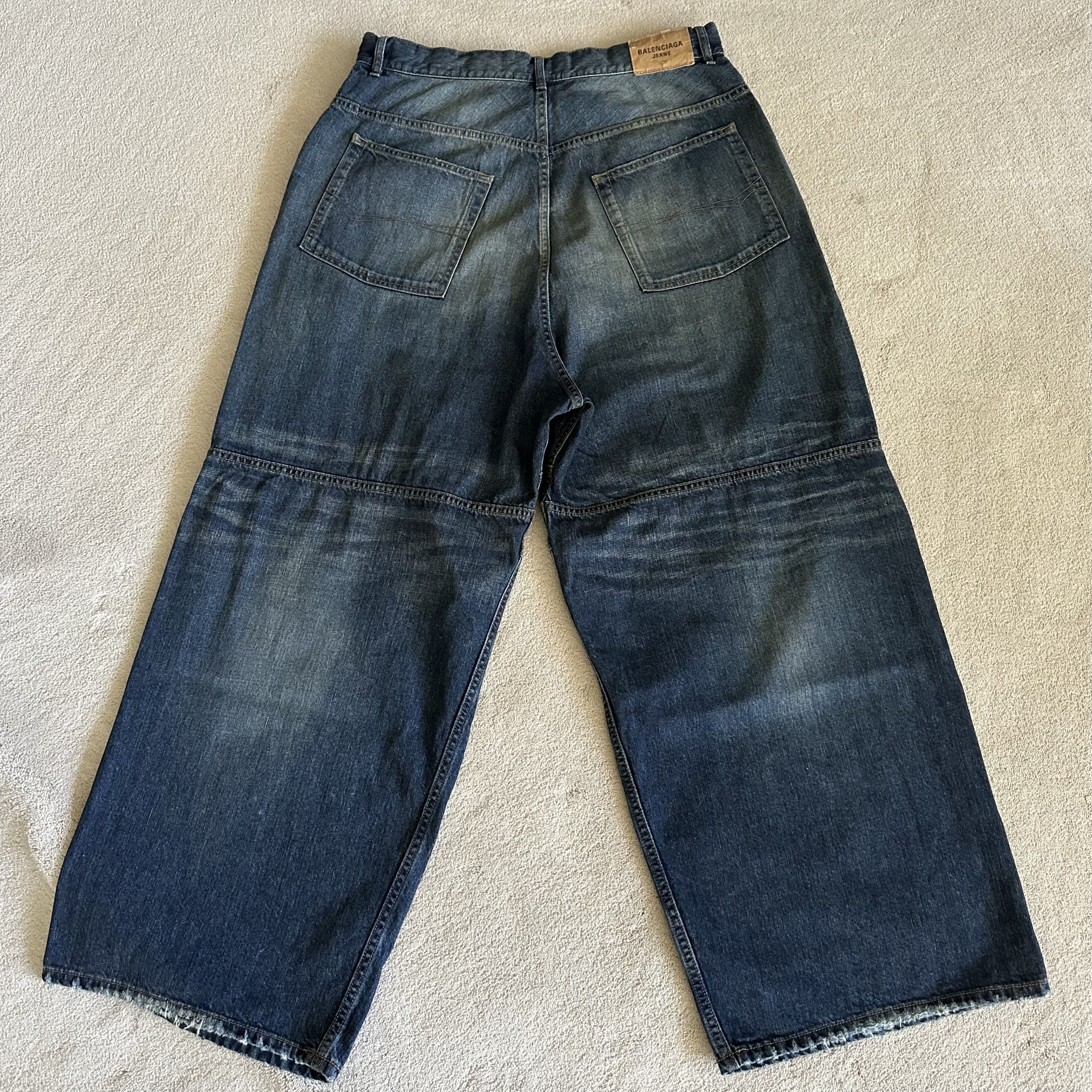 Balenciaga BALENCIAGA 'George V' BAGGY PANTS in Blue Denim Size XS Size US 32 / EU 48 - 2 Thumbnail