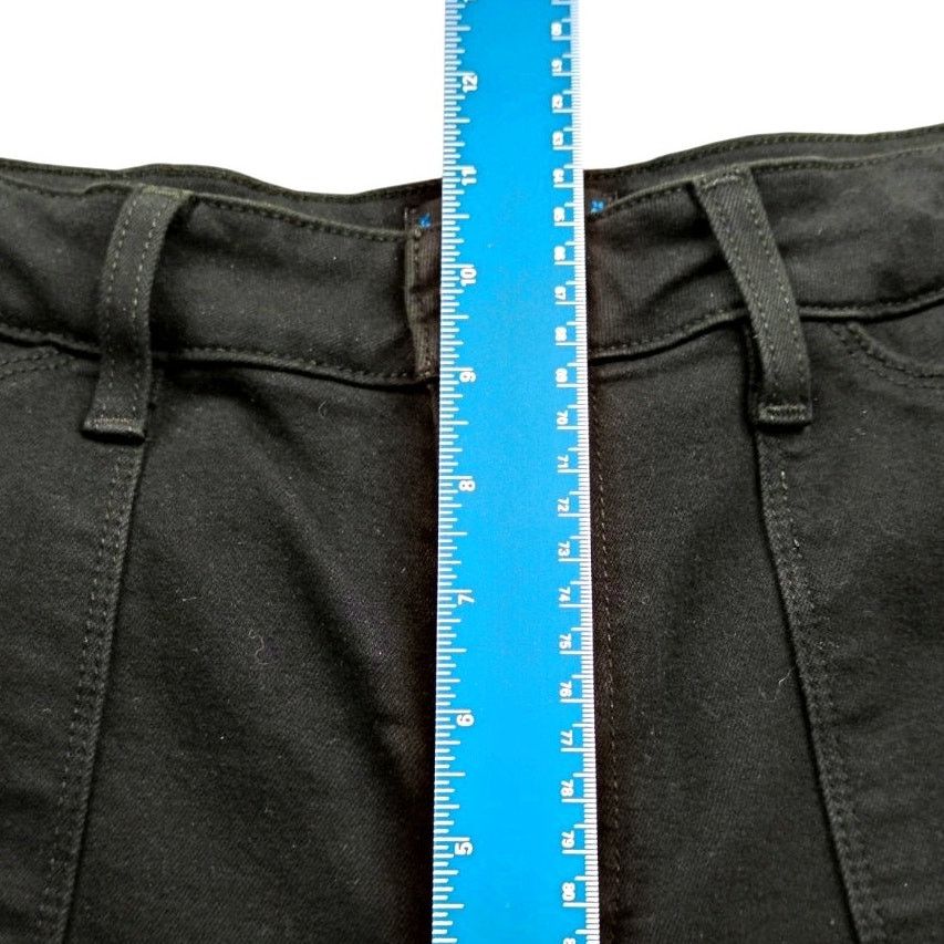 Paige Paige High Rise Genevieve Patch Pockets Black Shadow Jeans Size 30" / US 8 / IT 44 - 9 Thumbnail