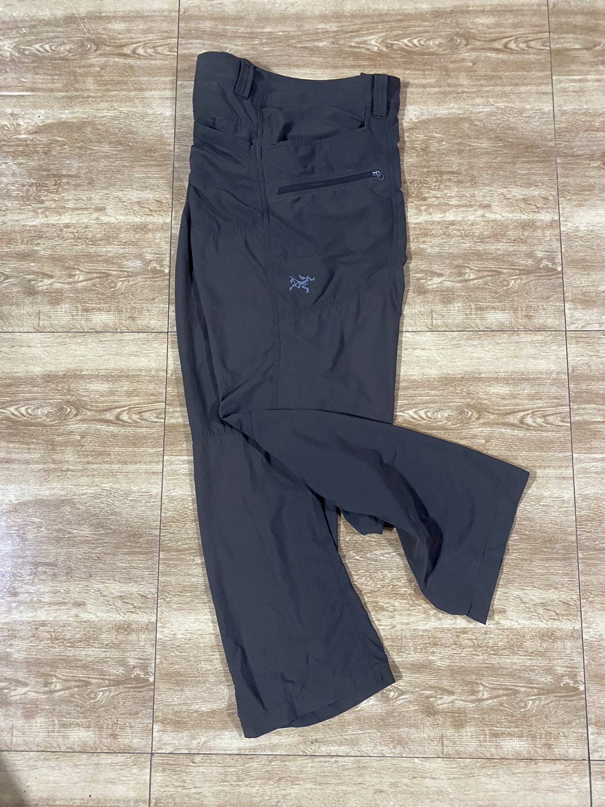Arc'teryx Arcteryx pant brown Size US 32 / EU 48 - 1 Thumbnail