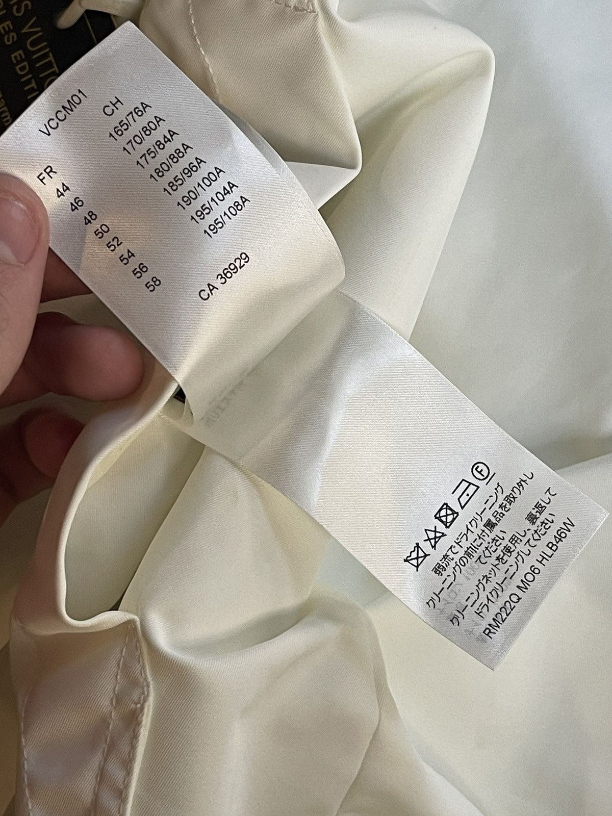 Louis Vuitton Louis Vuitton White Monogram Zip Up Jacket Size US M / EU 48-50 / 2 - 19 Thumbnail