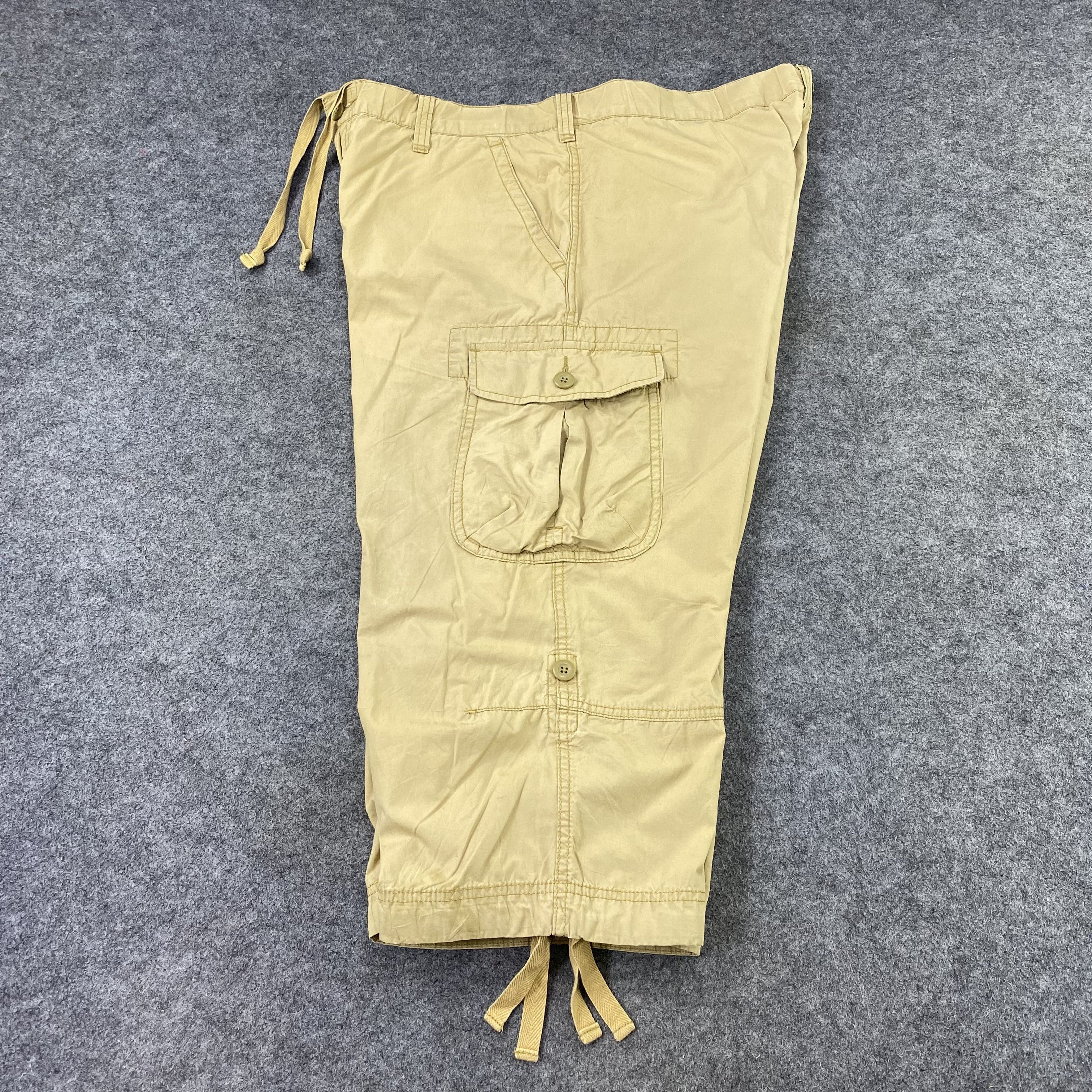 Uniqlo UNIQLO Drawstring Bondage Multipocket Cargo Short Pant-C051 Size US 38 / EU 54 - 3 Thumbnail