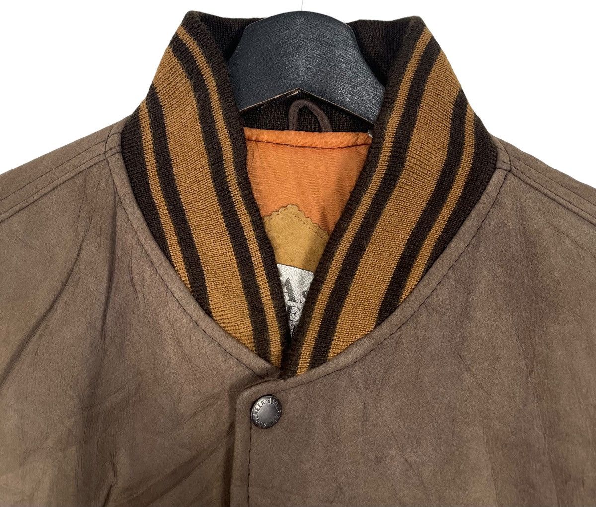 Genuine Leather Vintage Ash Creek Varsity Leather Jacket Size US XL / EU 56 / 4 - 6 Thumbnail