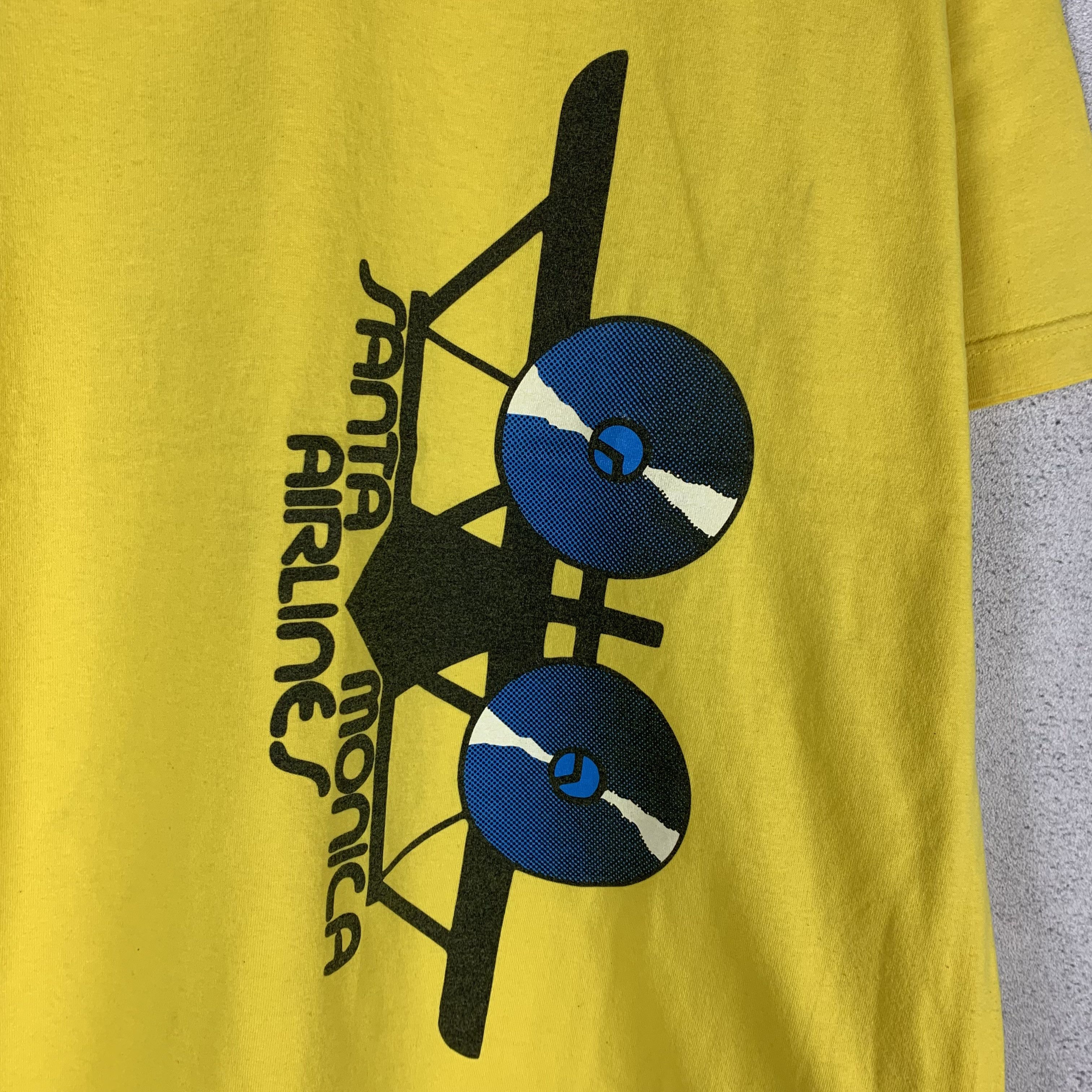 Vintage Santa Monica Airlines Skateboards Tshirt Size US XL / EU 56 / 4 - 2 Thumbnail