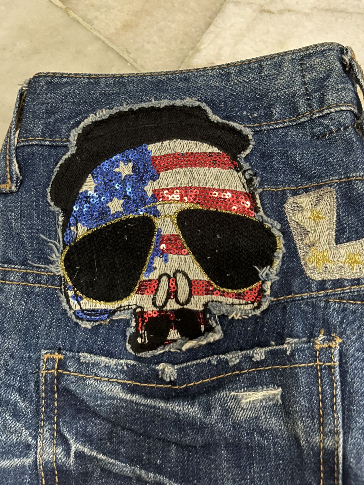 Japanese Brand Yoshitomo Nara Lolita Distressed denim jeans Size US 30 / EU 46 - 11 Thumbnail