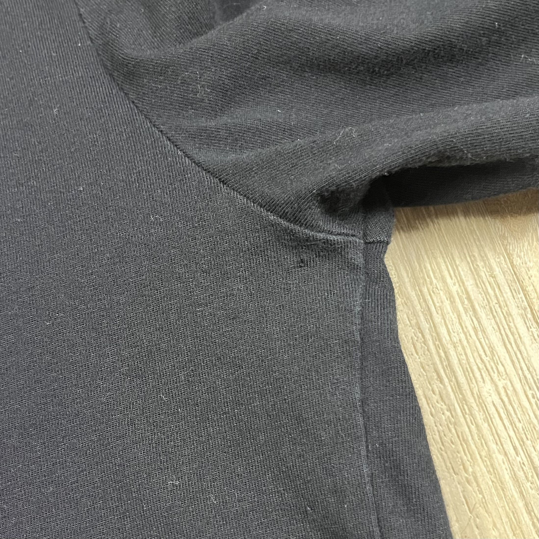 Alexander McQueen Alexander McQueen MCQ Black Longsleeve T-shirt Triangle Size US M / EU 48-50 / 2 - 10 Thumbnail