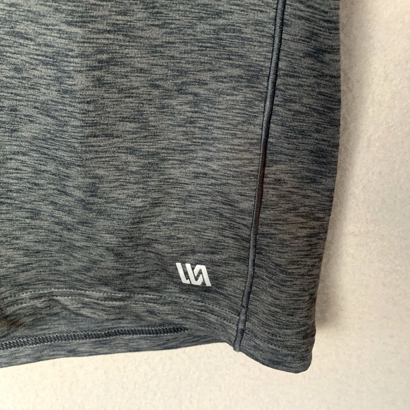 Vintage VRST Shirt Men XL Charcoal Heather 1/4 Zip Stretch Logo Pullover Activewear Casual Travel Size US XL / EU 56 / 4 - 5 Thumbnail