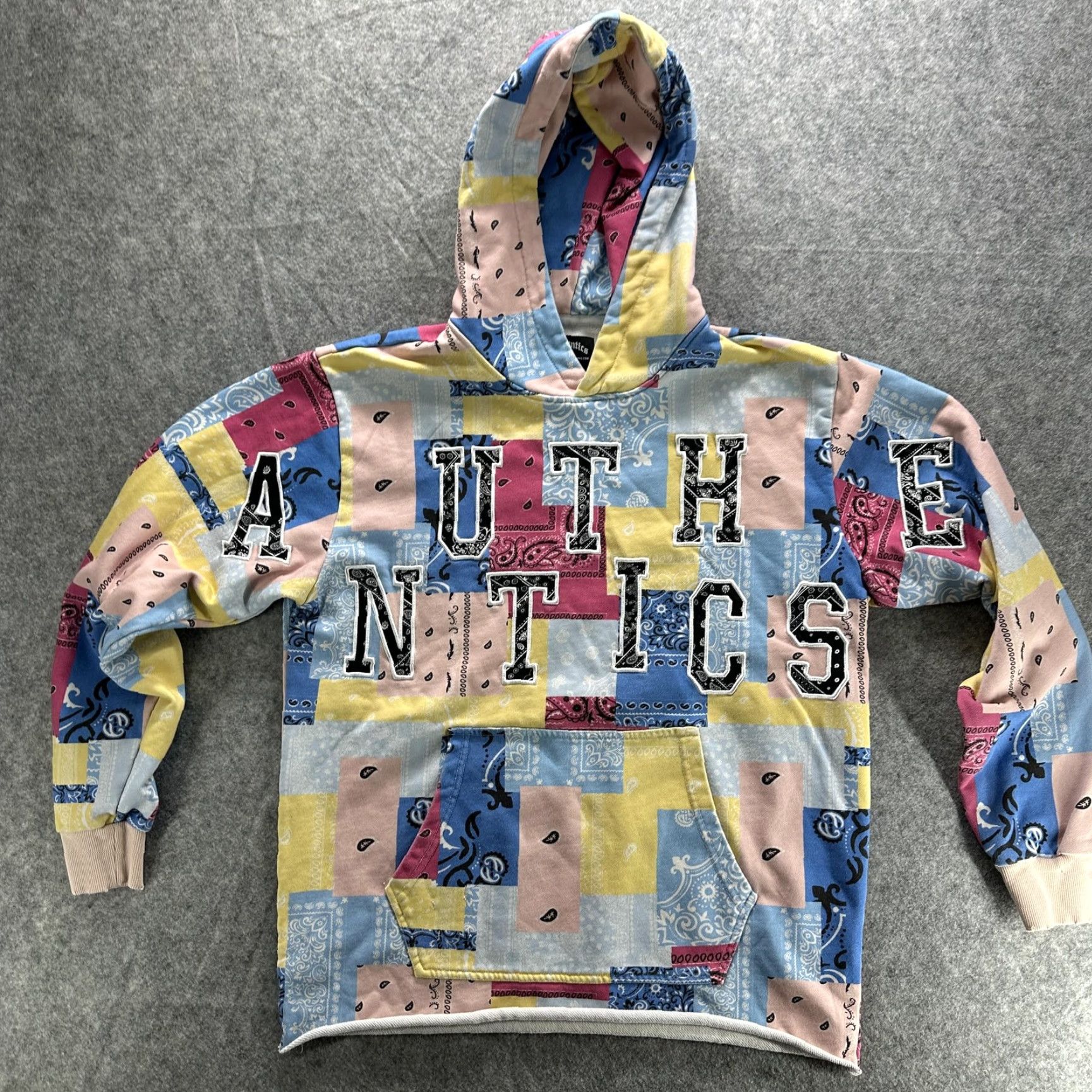 Chase Authentics Authentics Hoodie Mens Small Multicolor Bandana Patchwork Graphic Sweatshirt Size US S / EU 44-46 / 1 - 2 Thumbnail