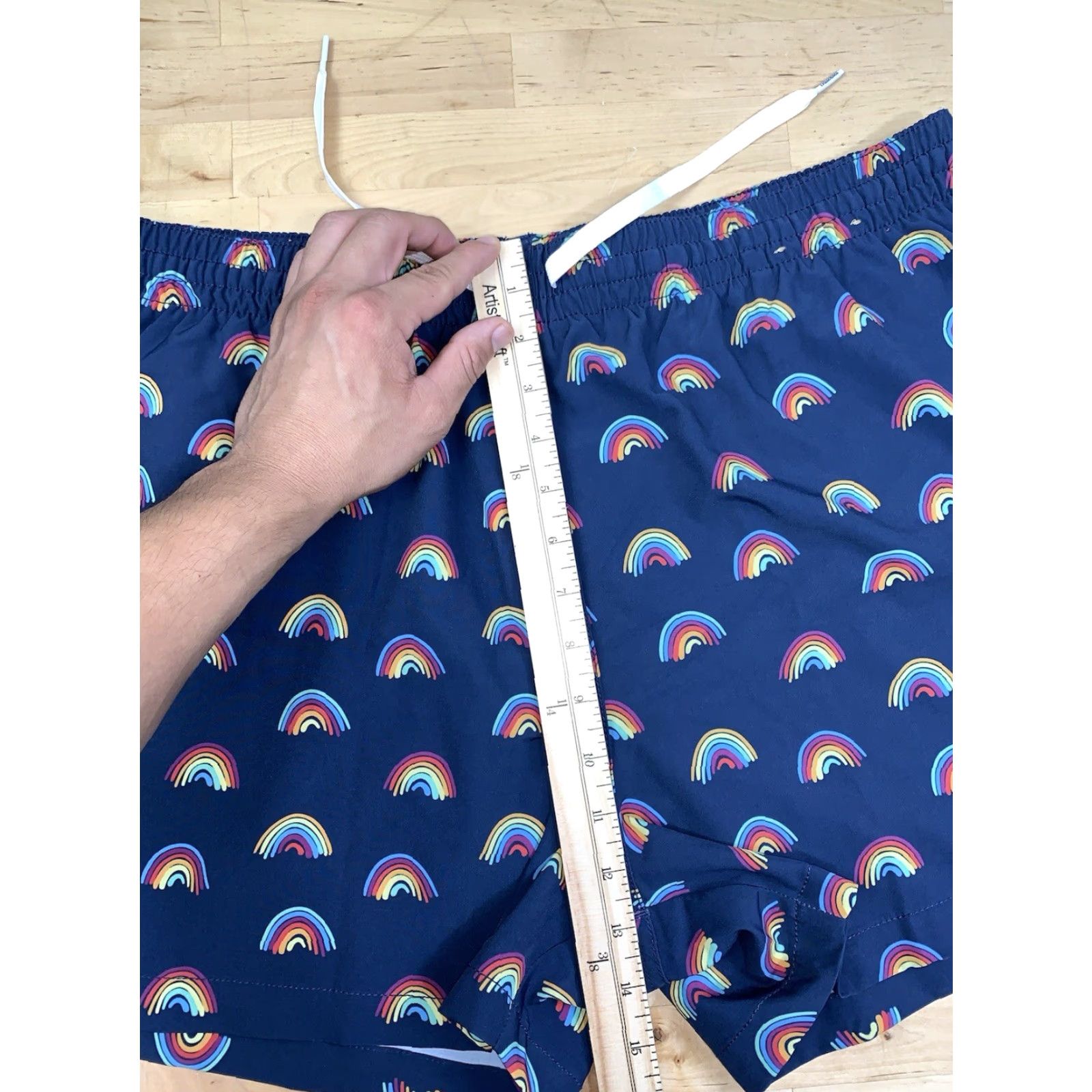 Chubbies Chubbies Trunks Men 2XL Blue Rainbows Beach Swim Lined Drawstring Stretch Bottom Size US 39 - 5 Thumbnail