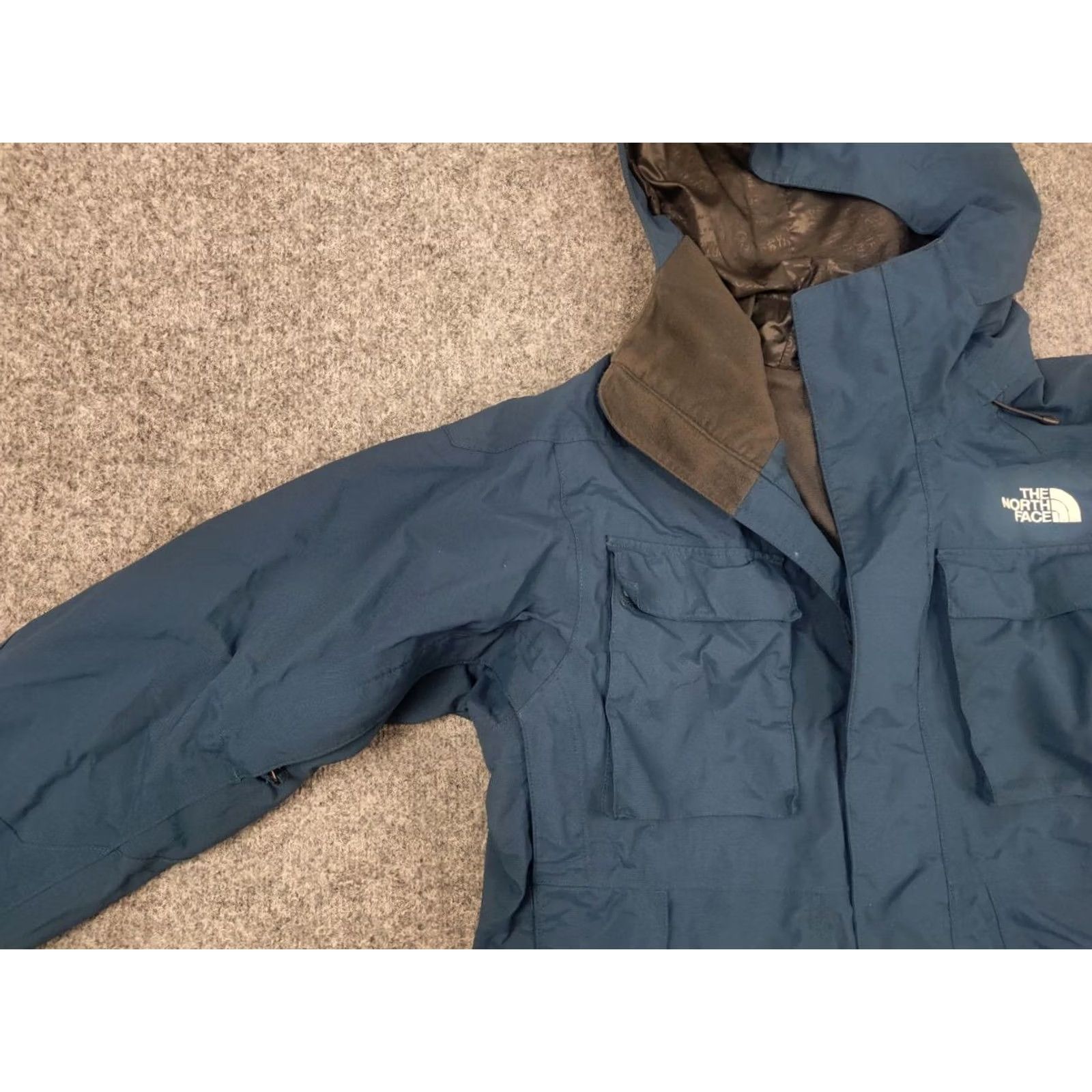 The North Face VINTAGE The North Face Blue HyVent Waterproof Hooded Pocket Zip Ski Jacket Y2K Style Size US S / EU 44-46 / 1 - 5 Thumbnail