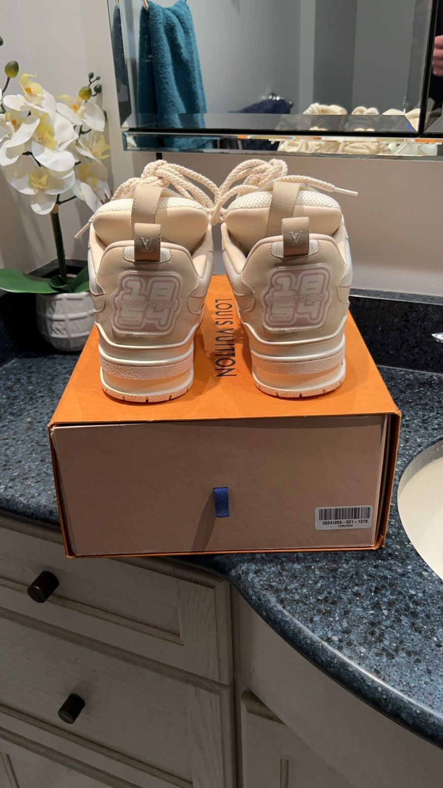Louis Vuitton Louis Vuitton Skate Trainer ‘Tan/White’ Size 9LV With Box Size US 9 / EU 42 - 9 Thumbnail