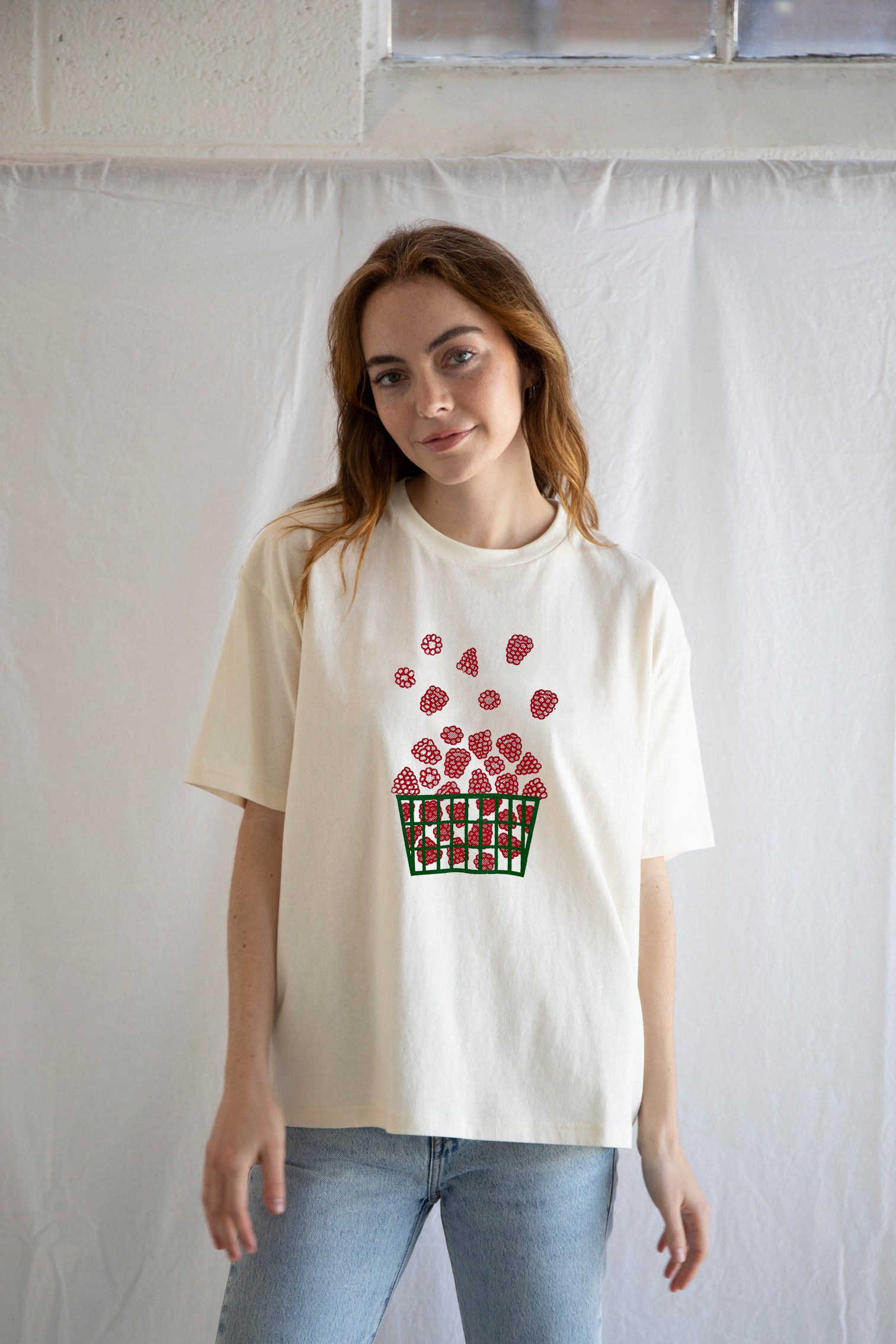 The Unbranded Brand Raspberry Shirt, Fruit Lover Graphic Tee, Screen T-Shirt Size US S / EU 44-46 / 1 - 1 Thumbnail
