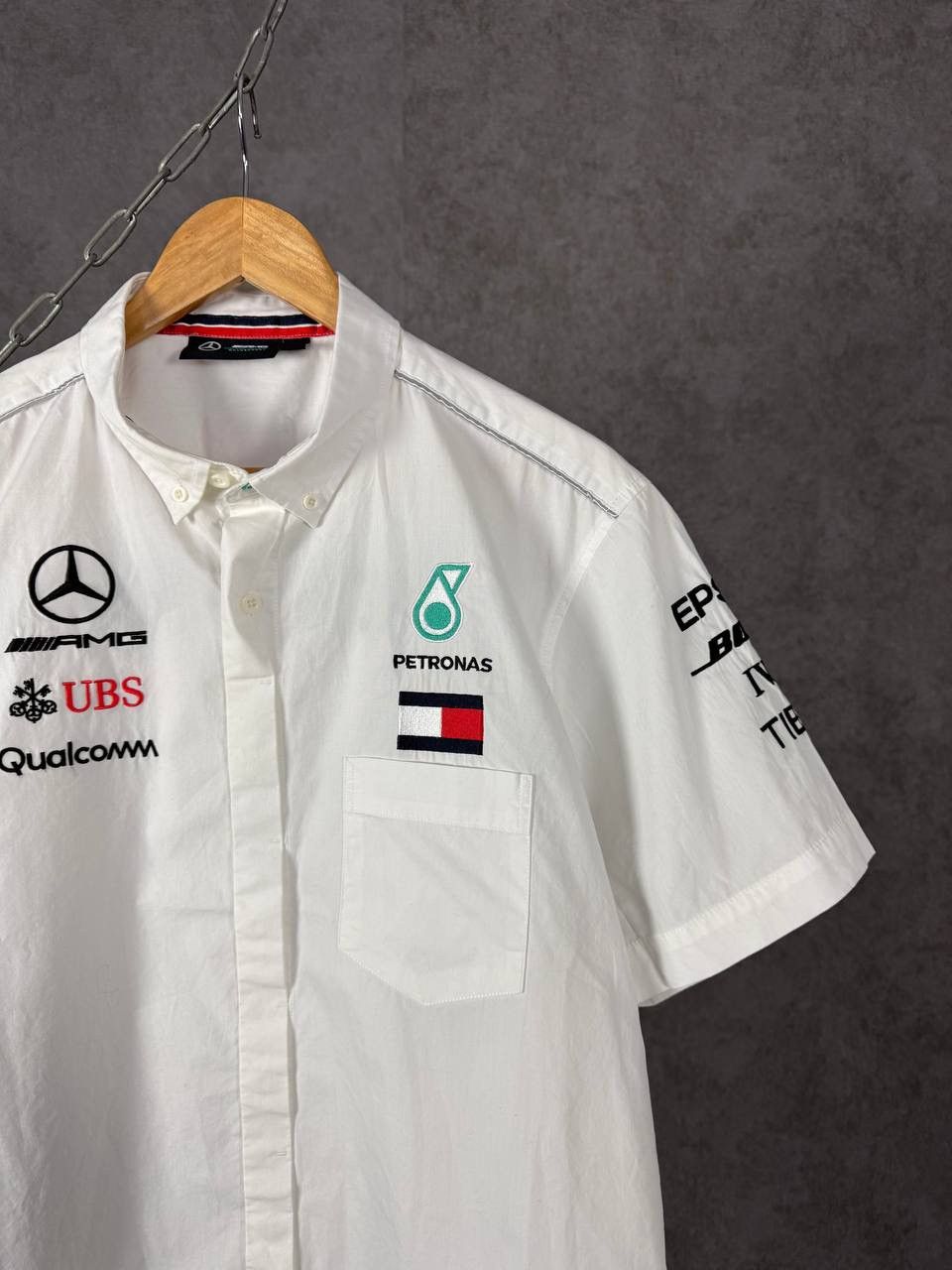Mercedes-Benz Petronas Mercedes Benz racing shirt Size US L / EU 52-54 / 3 - 3 Thumbnail