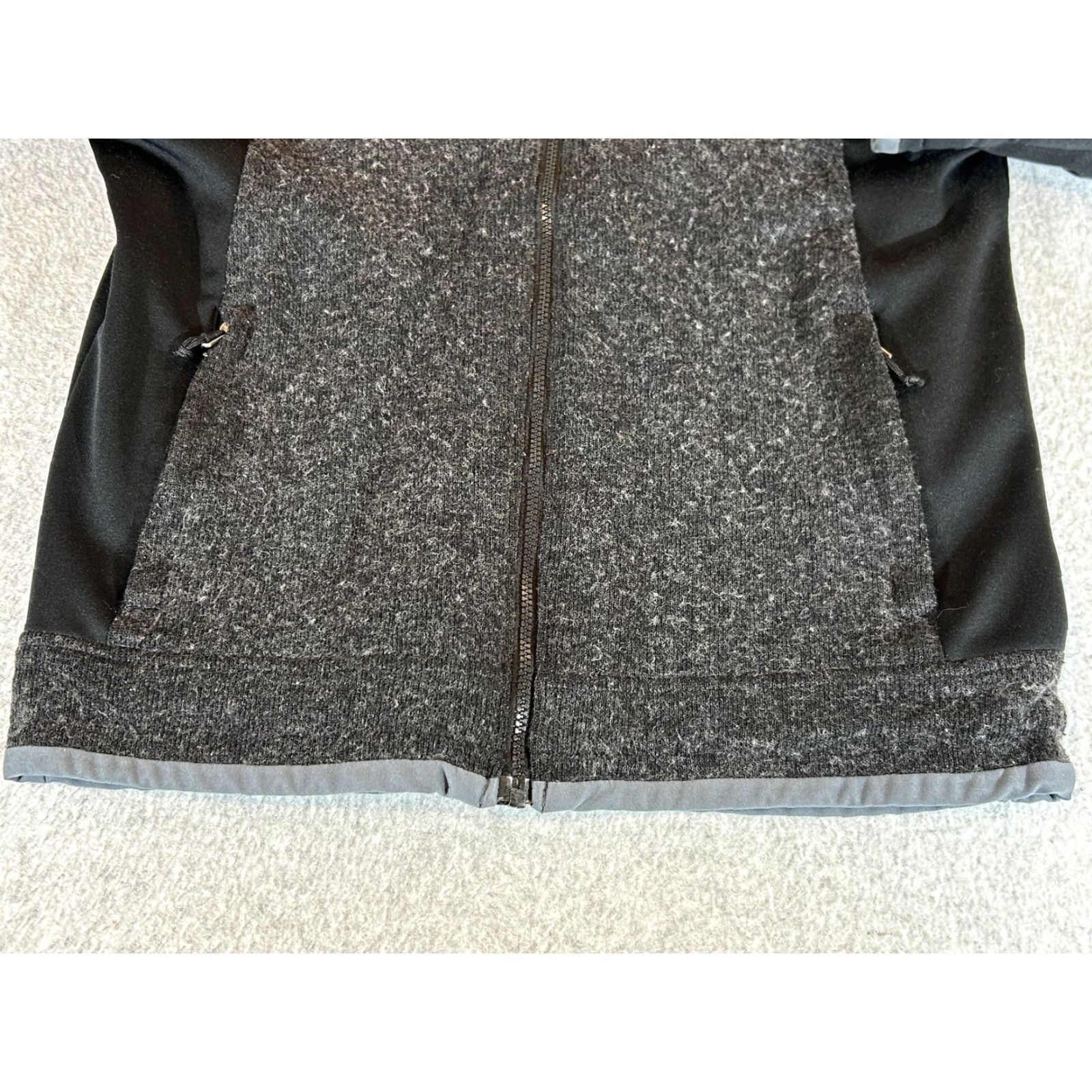 Vintage Columbia Jacket Mens Medium Wool Blend Softshell Omni-Heat Omni-Wind Gray Flecked Zipped Pockets Full Zip Outdoor Activewear Casual Travel Mens Size US M / EU 48-50 / 2 - 2 Thumbnail