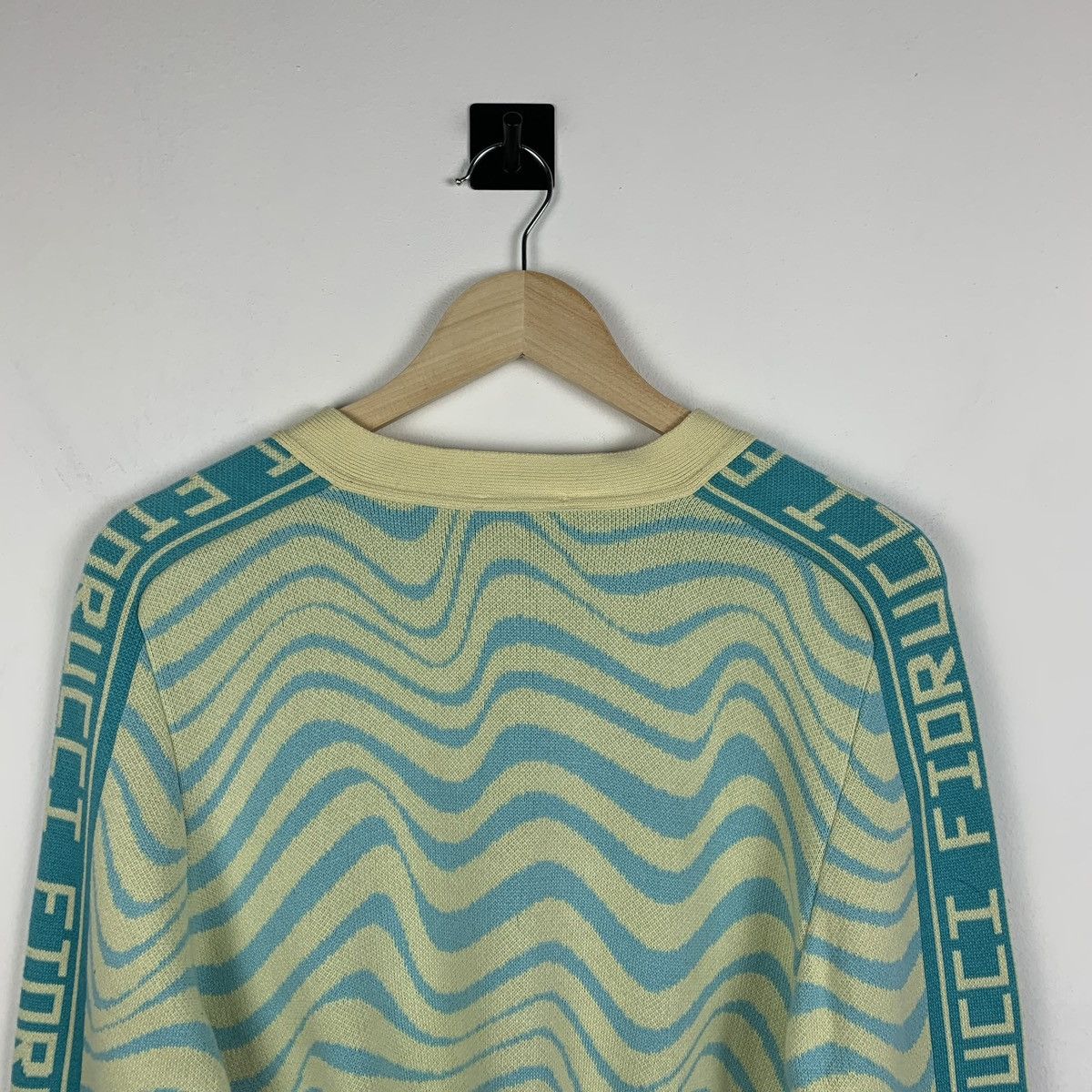 Fiorucci Designer Fiorucci Knit Crop Cardigan Long Sleeve Size L Y2K Size L / US 10 / IT 46 - 8 Thumbnail