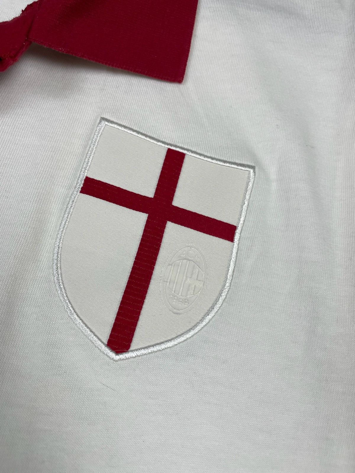 Vintage Vintage AC Milan soccer polo white rare logo size L Size US L / EU 52-54 / 3 - 6 Thumbnail