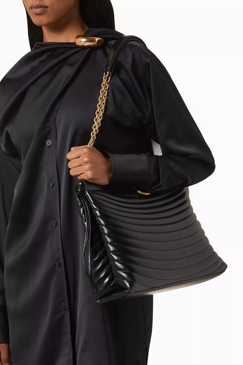 Salvatore Ferragamo o1s1rm0325 Size: OS / Leather Shoulder Bag in Black Size ONE SIZE - 2 Thumbnail