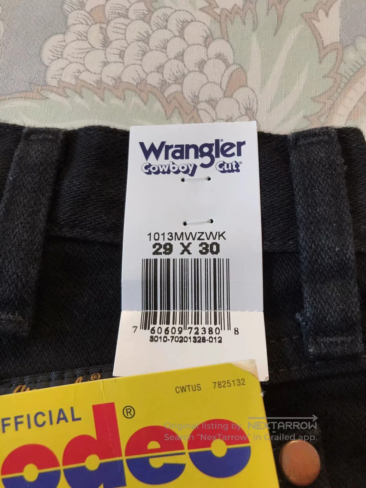 Wrangler Wrangler 13MWZ Washed Black Jeans W29L30. Size US 29 - 8 Thumbnail