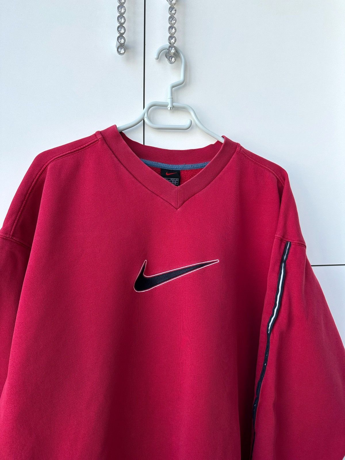 Nike Vintage 90’s Nike Y2k Big Swoosh Sweatshirt Size US L / EU 52-54 / 3 - 2 Thumbnail