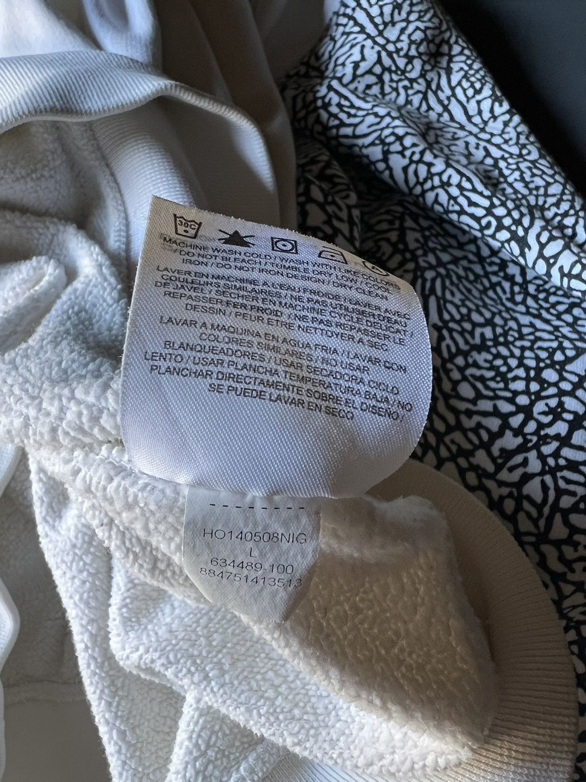 Jordan Brand × Nike Nike Air Jordan Men's Sweater - Size L Size US L / EU 52-54 / 3 - 6 Thumbnail