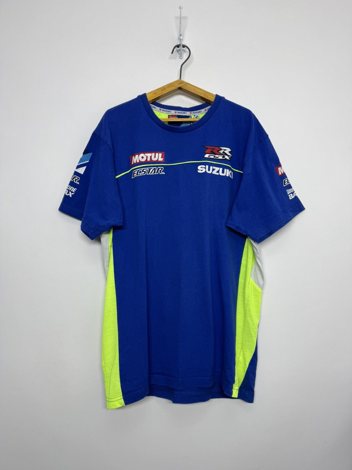 Vintage Vintage Y2k Suzuki Racing Big Logo T Shirt Size US L / EU 52-54 / 3 - 2 Thumbnail