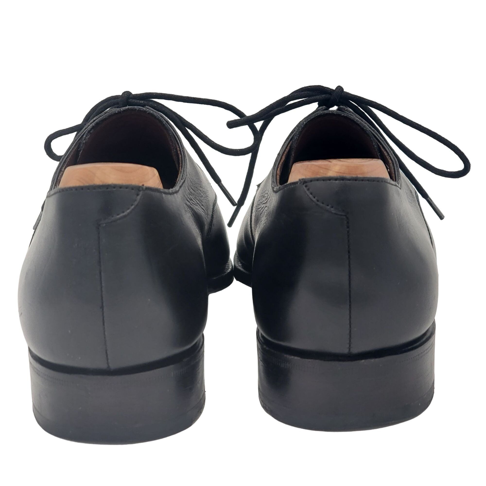 Carmina Shoemaker Luxury Mens 8 Black Calf All-Leather Dress