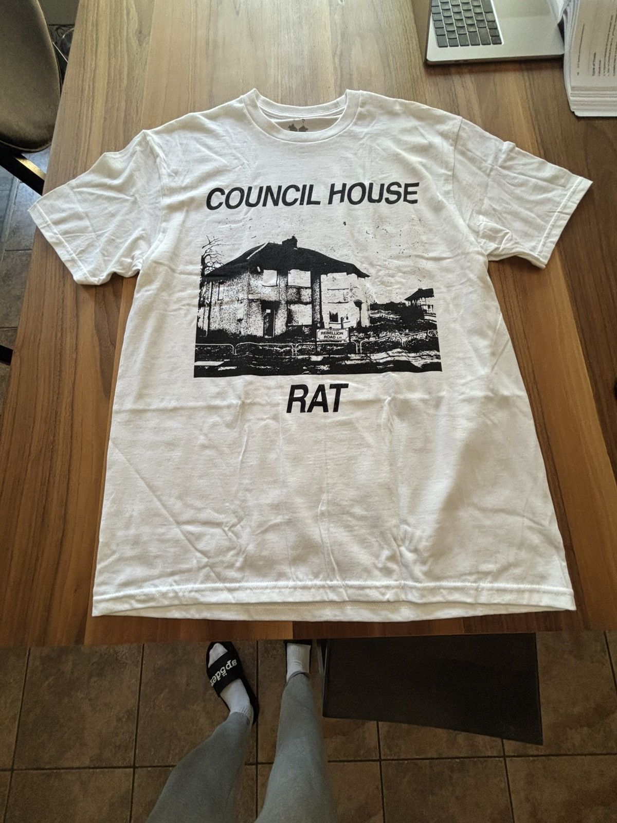 Other EsDeekid Rebel T-Shirt Size US L / EU 52-54 / 3 - 1 Thumbnail