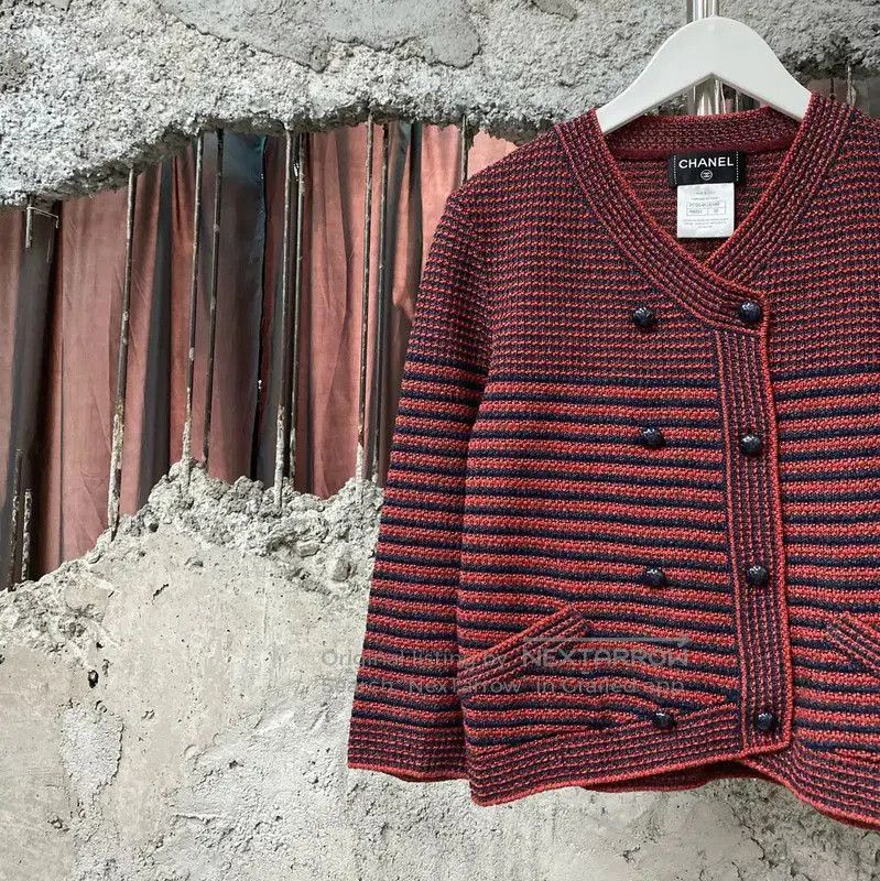 Chanel Chanel Red and Brown Striped Jacket . Size XXS / US 00 / IT 34 - 3 Thumbnail