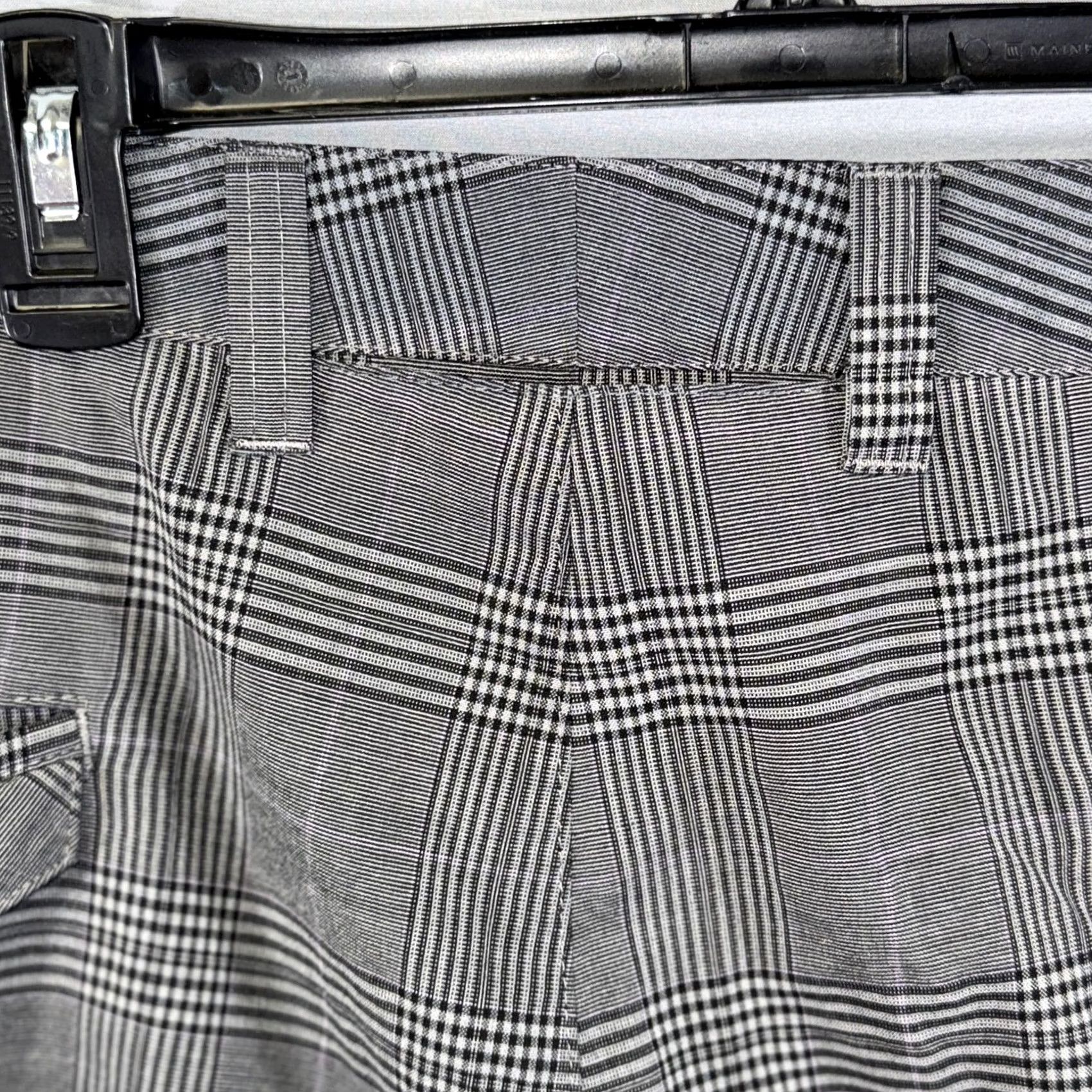 TravisMathew VINTAGE Travis Mathew Shorts Mens 40 Gray Plaid Golf Stretch Performance Casual Dress Size US 40 / EU 56 - 3 Thumbnail